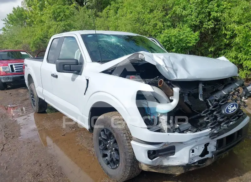 2025 Ford F-150 photo