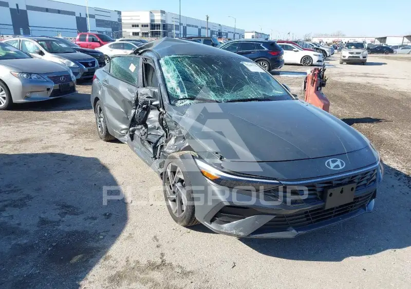 2025 Hyundai Elantra фото
