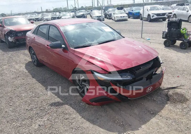 2025 Hyundai Elantra фото