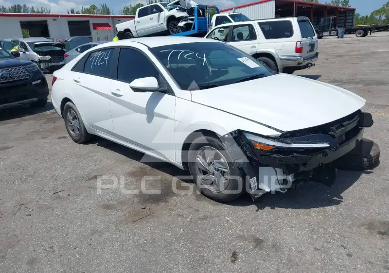 2025 Hyundai Elantra фото