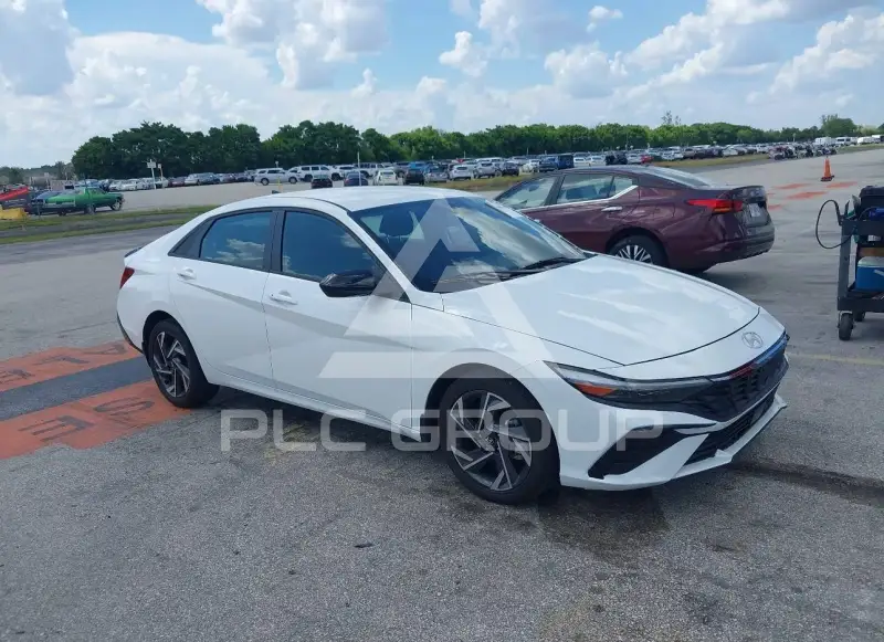 2025 Hyundai Elantra фото