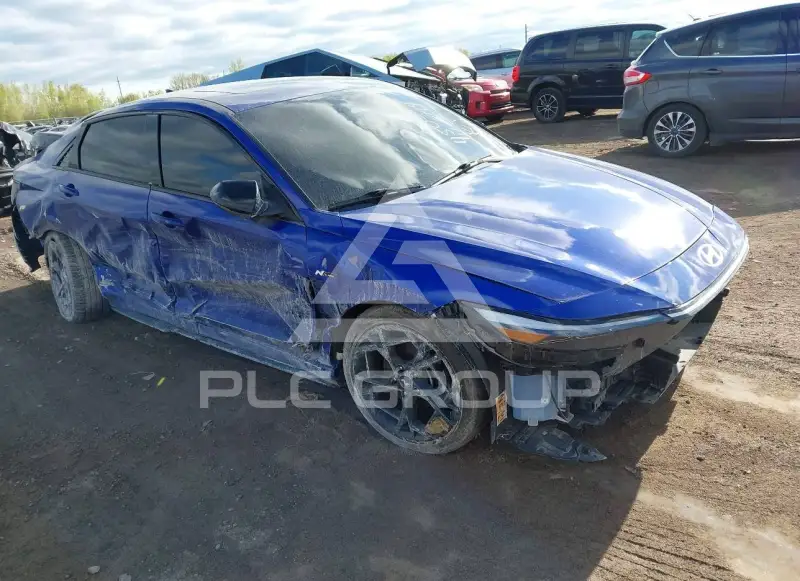 2025 Hyundai Elantra фото