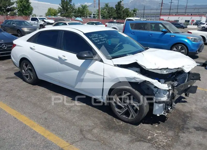 2025 Hyundai Elantra фото