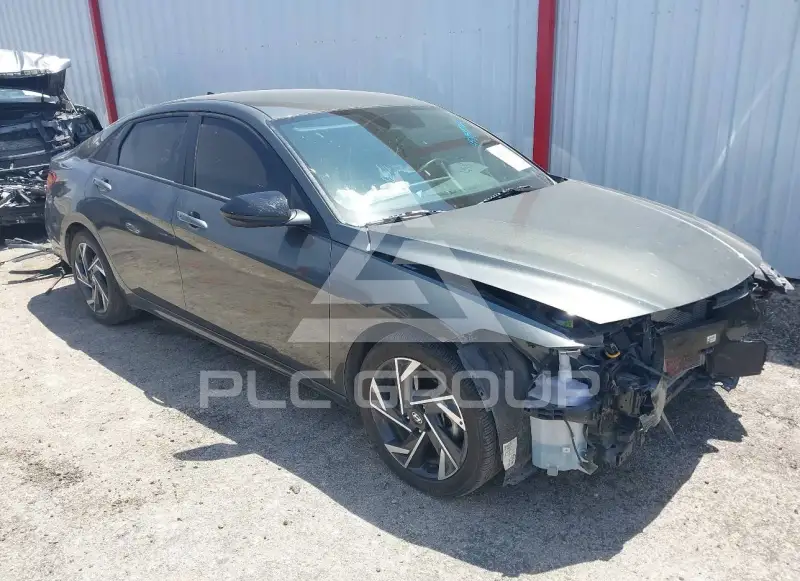 2025 Hyundai Elantra фото
