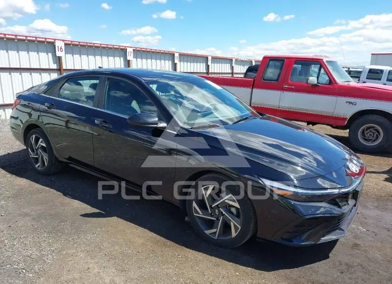 2025 Hyundai Elantra фото