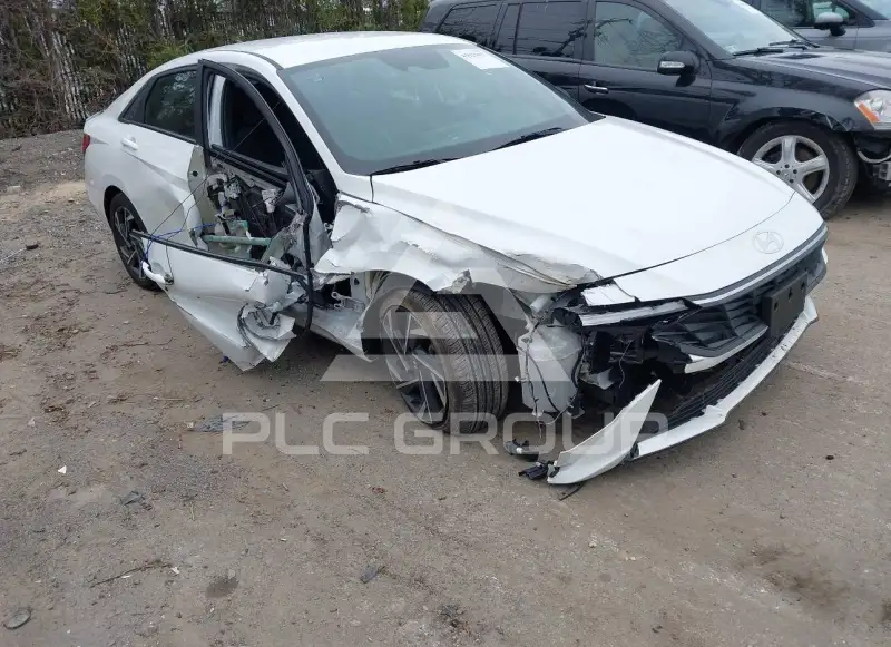 2025 Hyundai Elantra фото