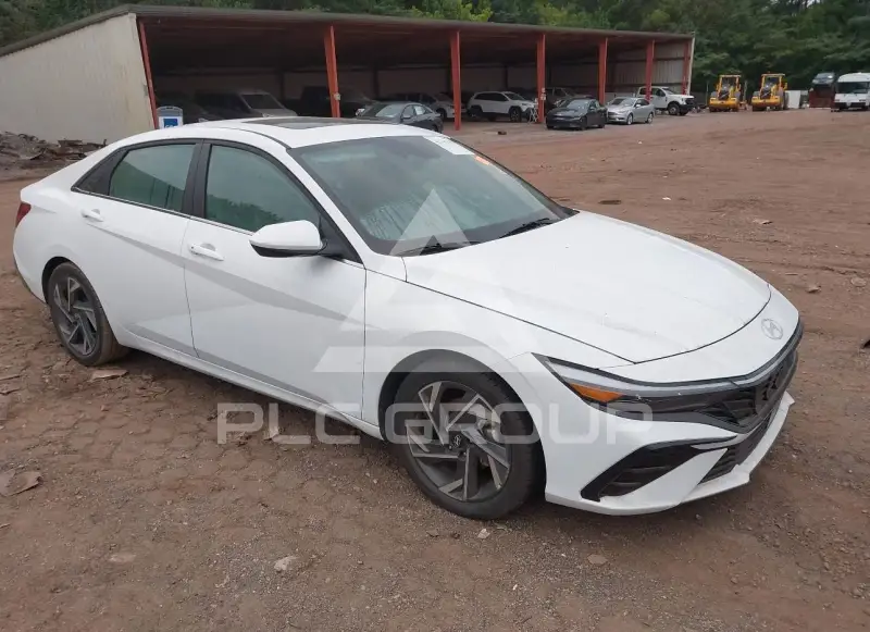 2025 Hyundai Elantra фото