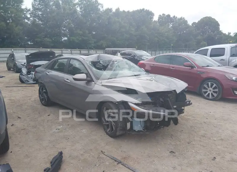 2025 Hyundai Elantra фото