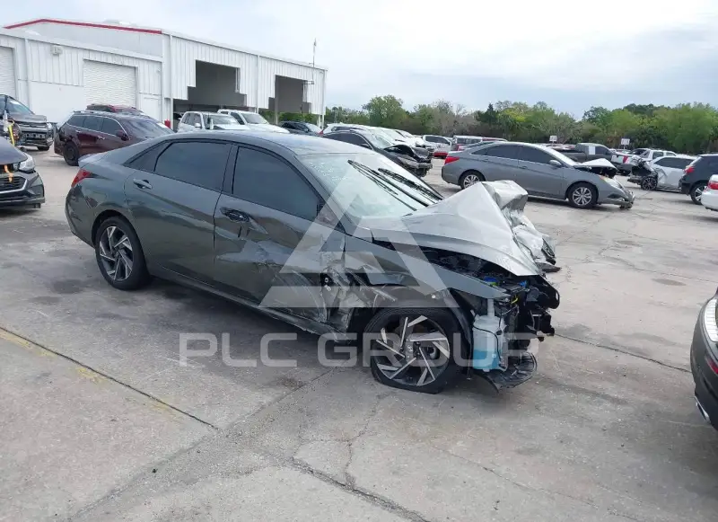 2025 Hyundai Elantra фото