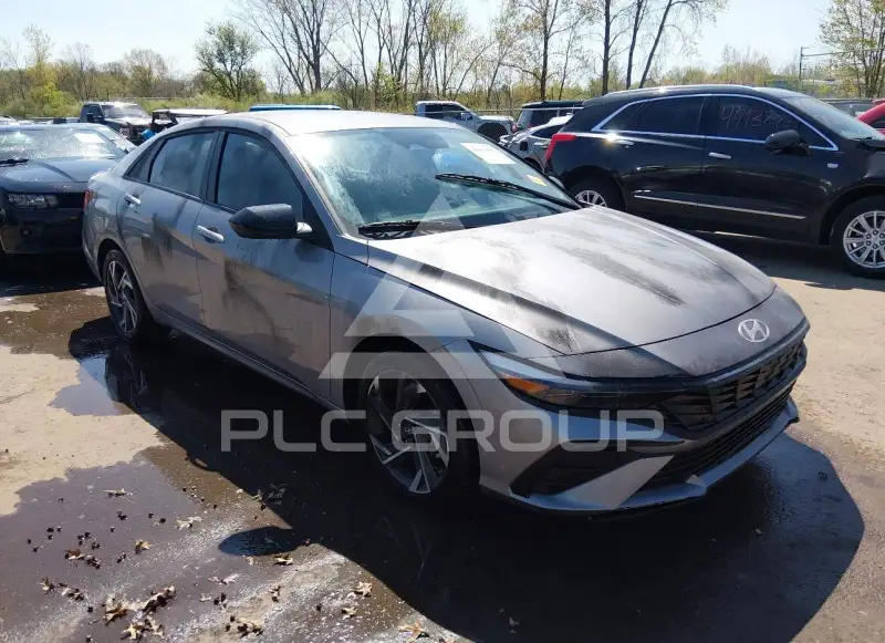 2025 Hyundai Elantra фото