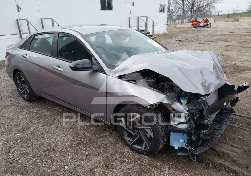2025 Hyundai Elantra фото