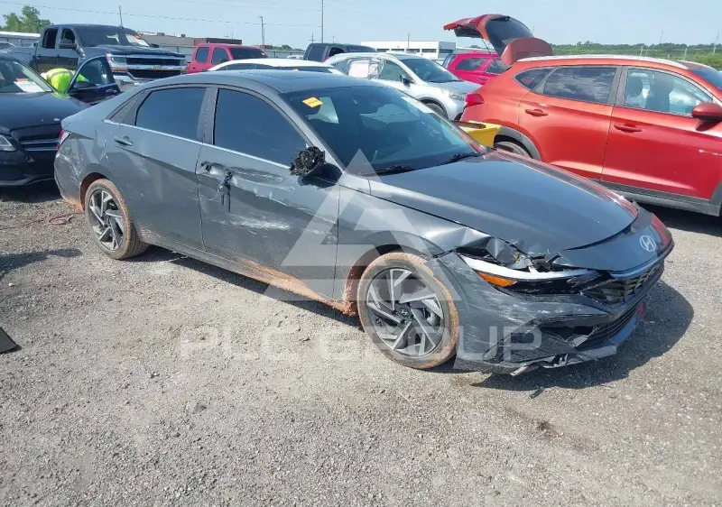 2025 Hyundai Elantra фото