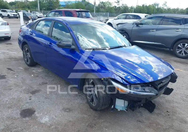 2025 Hyundai Elantra фото