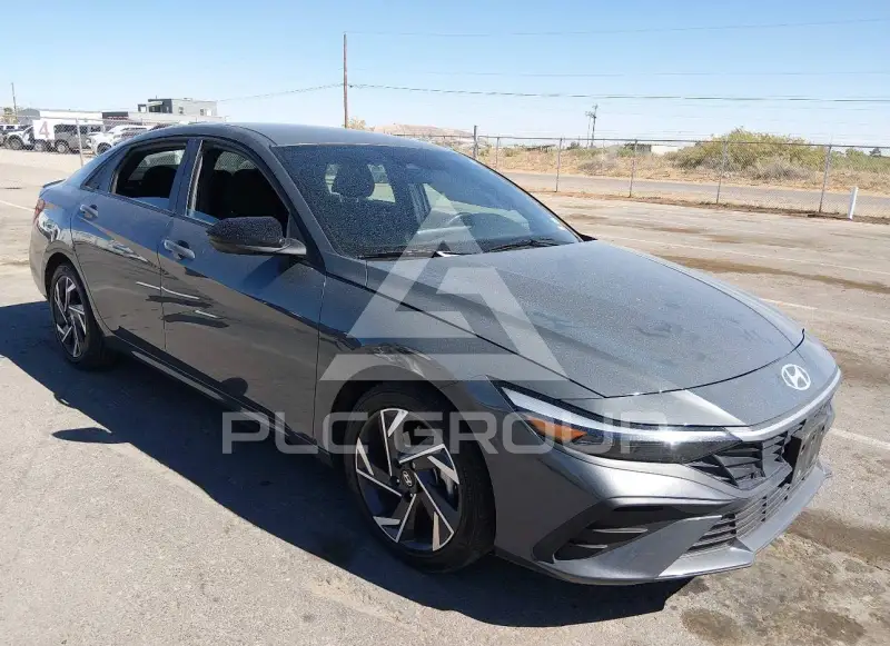 2025 Hyundai Elantra фото