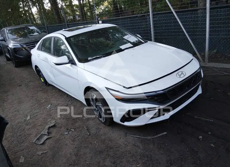 2025 Hyundai Elantra фото