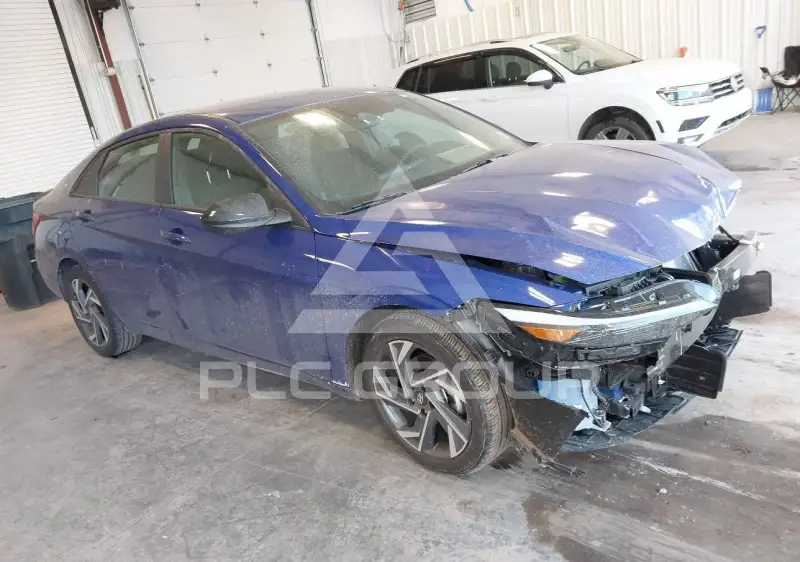 2025 Hyundai Elantra фото
