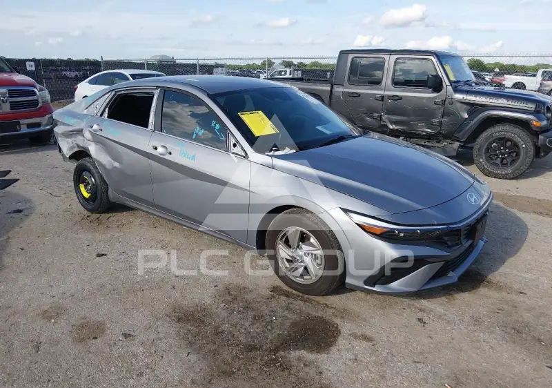 2025 Hyundai Elantra photo
