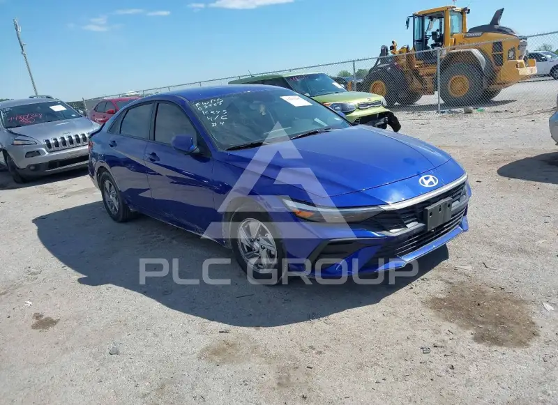 2025 Hyundai Elantra фото