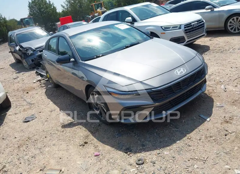 2025 Hyundai Elantra фото