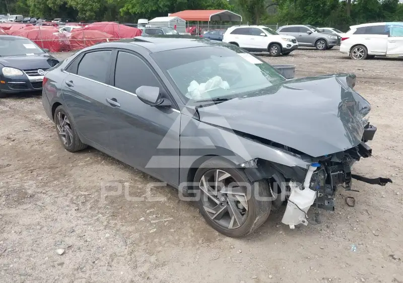 2025 Hyundai Elantra фото
