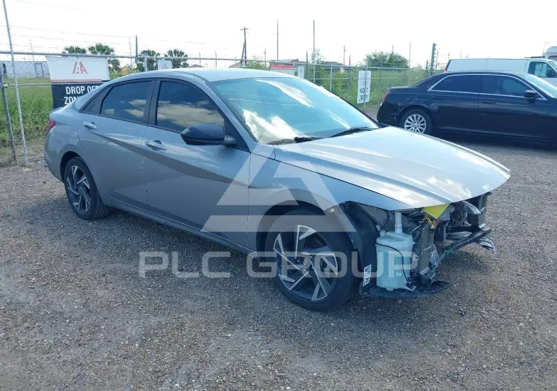 2025 Hyundai Elantra фото