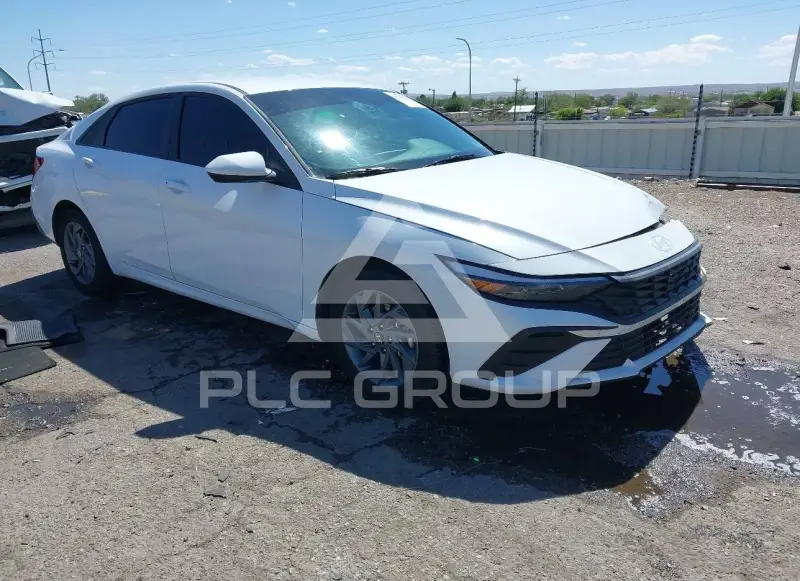 2025 Hyundai Elantra фото