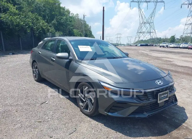 2025 Hyundai Elantra фото