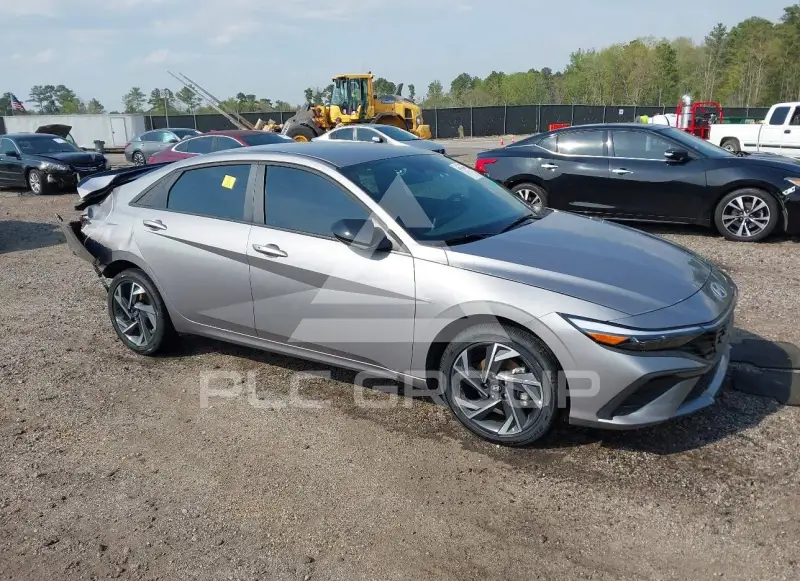 2025 Hyundai Elantra фото