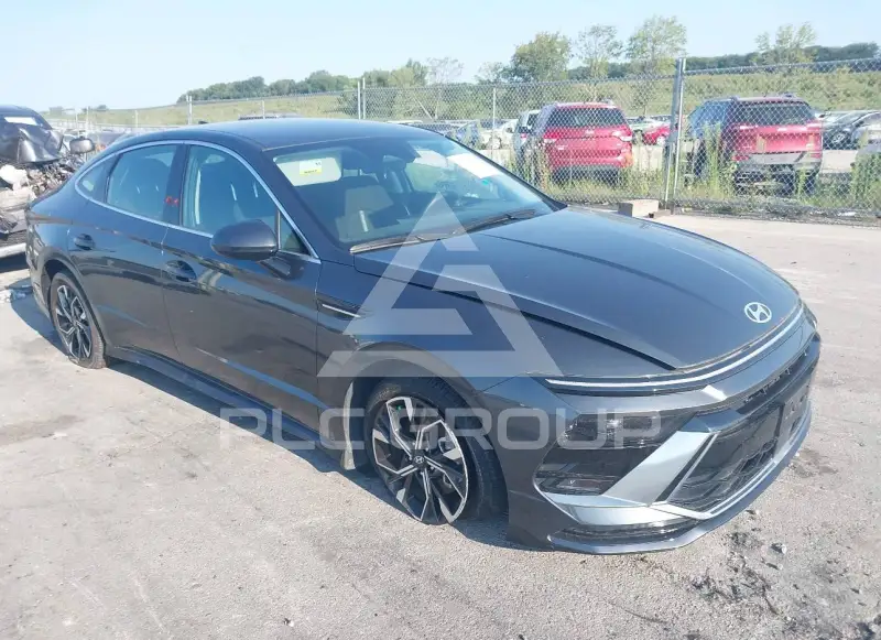 2025 Hyundai Sonata photo