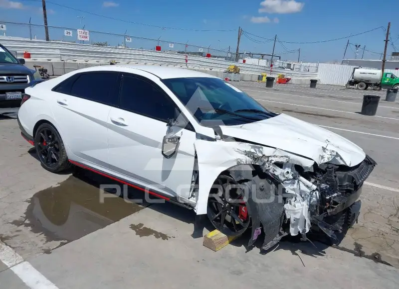 2025 Hyundai Elantra фото