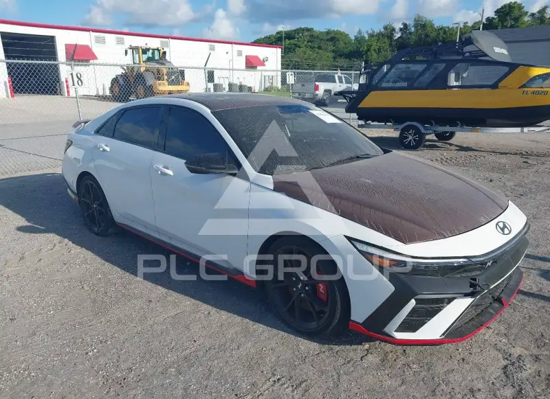 2025 Hyundai Elantra фото