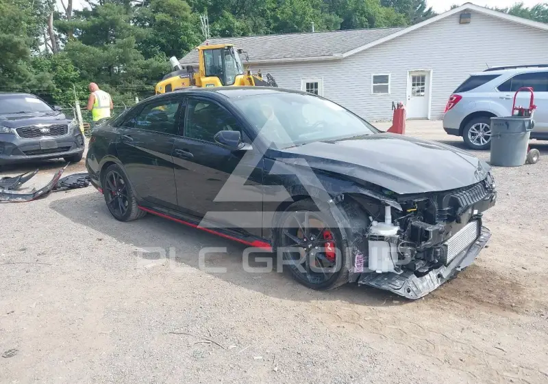 2025 Hyundai Elantra photo