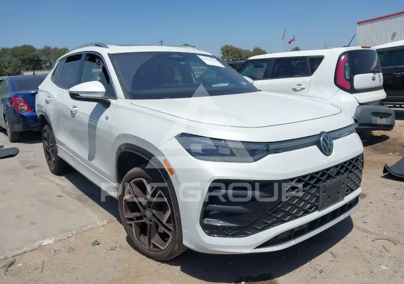 2025 Volkswagen Tiguan photo