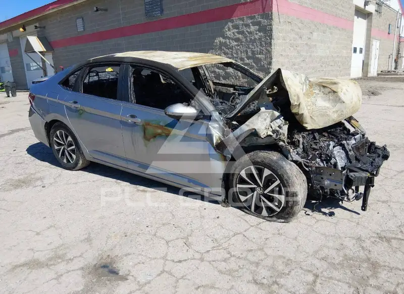 2025 Volkswagen Jetta photo