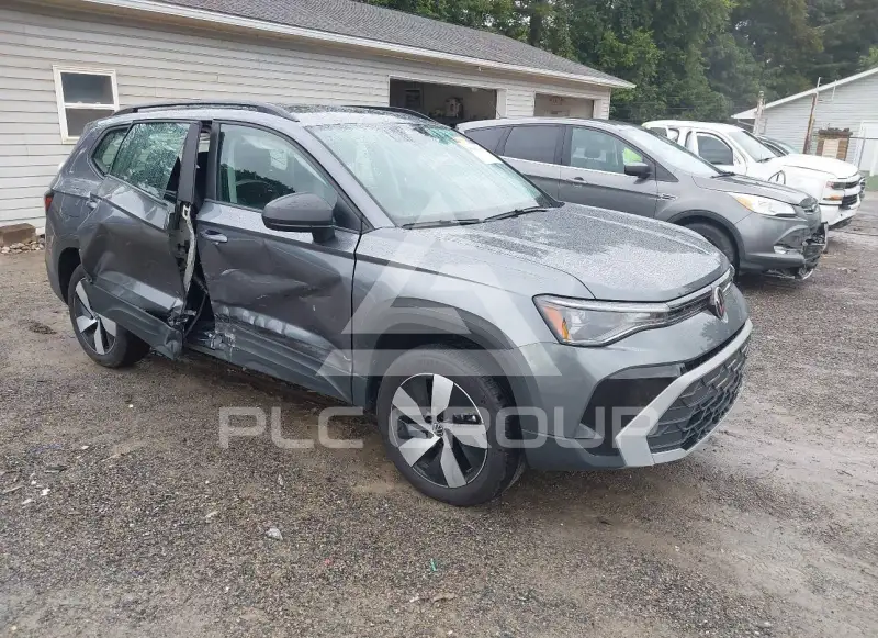 2025 Volkswagen Taos photo