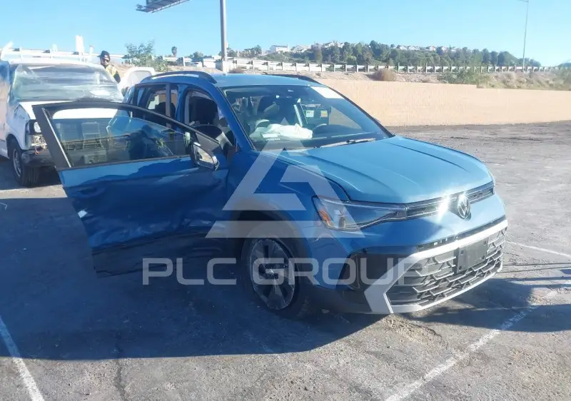 2025 Volkswagen Taos photo