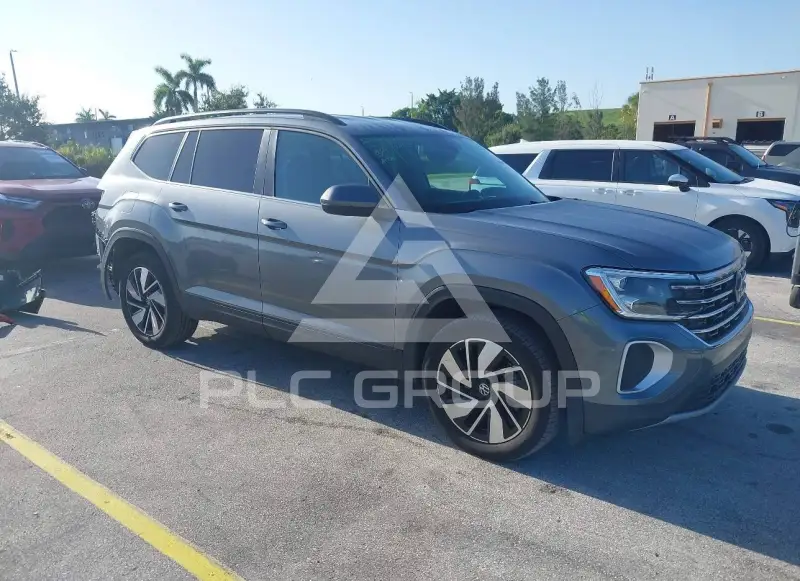 2025 Volkswagen Atlas photo