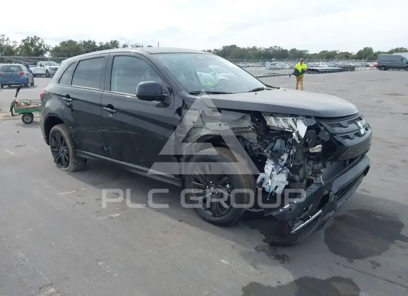 2026 Mitsubishi OUTLANDER photo