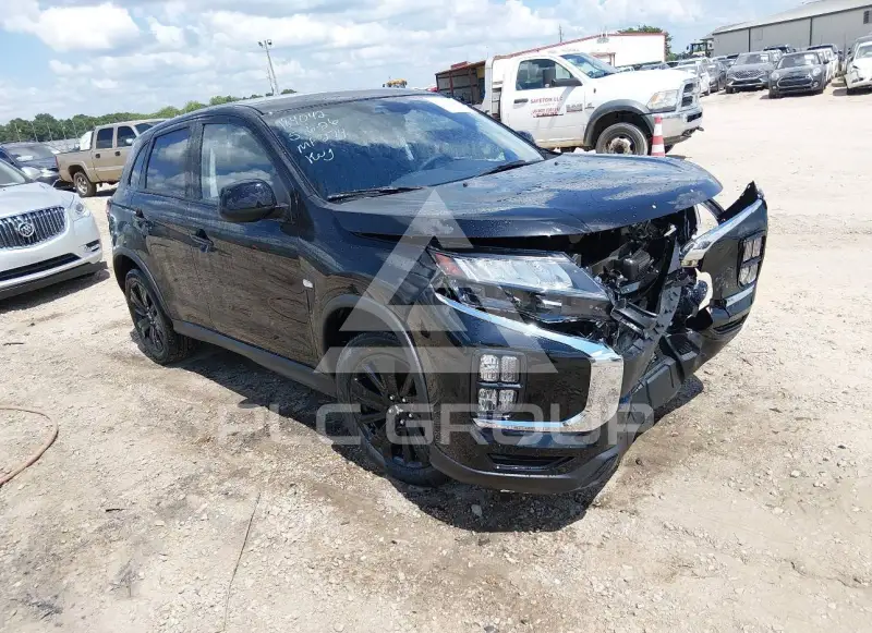 2026 Mitsubishi OUTLANDER photo