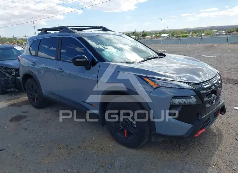 2026 Nissan ROGUE photo