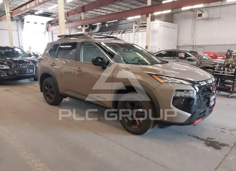 2026 Nissan ROGUE photo