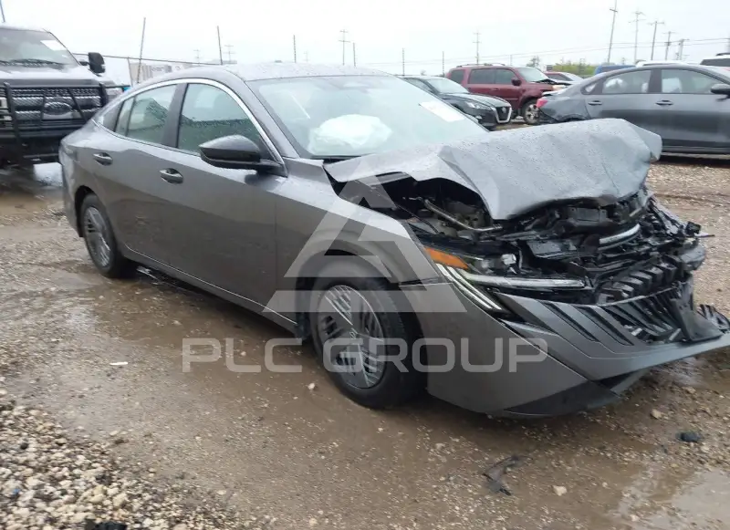 2026 Nissan SENTRA фото