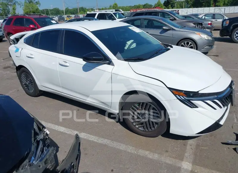 2026 Nissan SENTRA фото