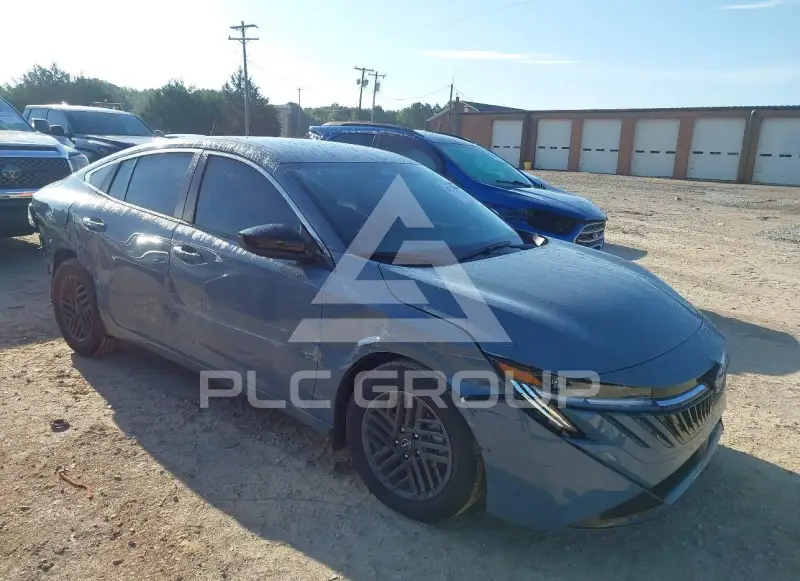 2026 Nissan SENTRA photo