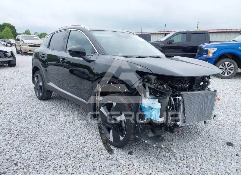 2026 Nissan KICKS photo