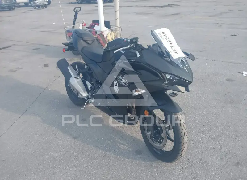 2026 Kawasaki EX500 photo