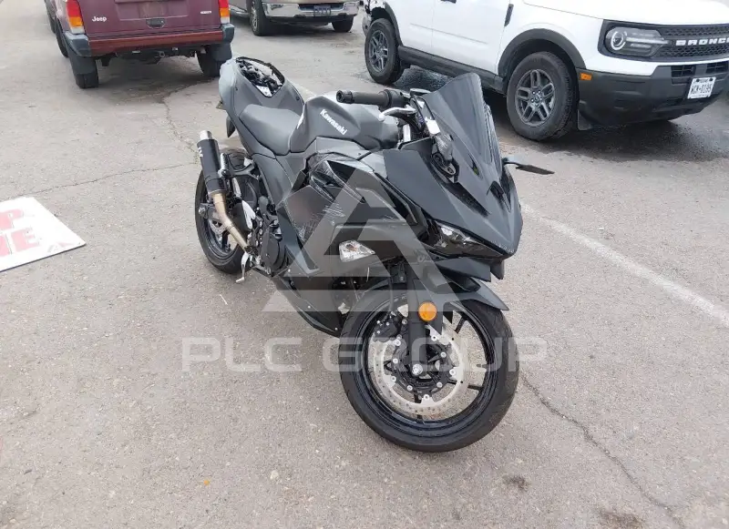 2026 Kawasaki EX500 фото