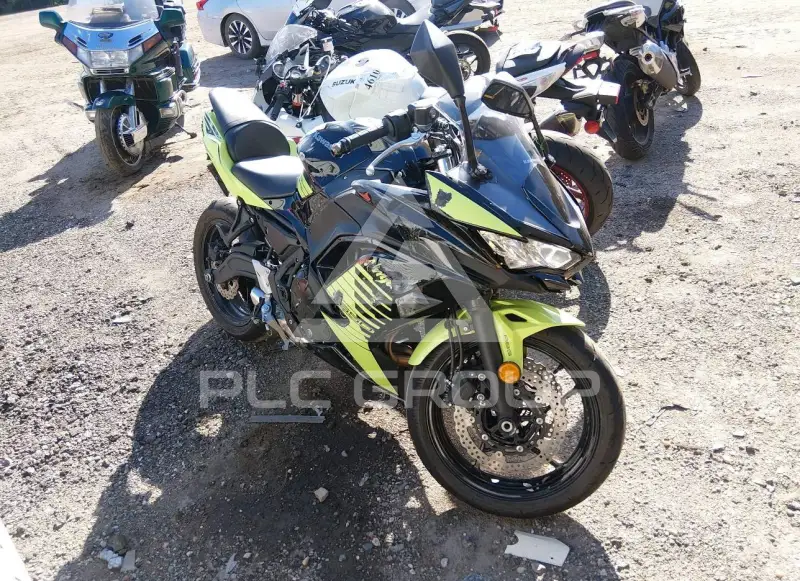2026 Kawasaki EX650 photo