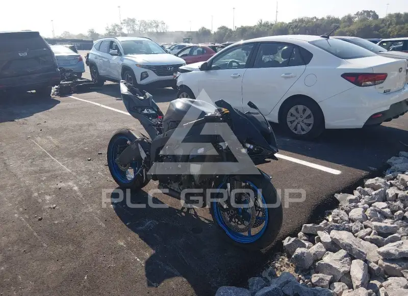 2026 Kawasaki ZX636 photo