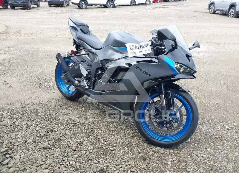 2026 Kawasaki ZX636 photo